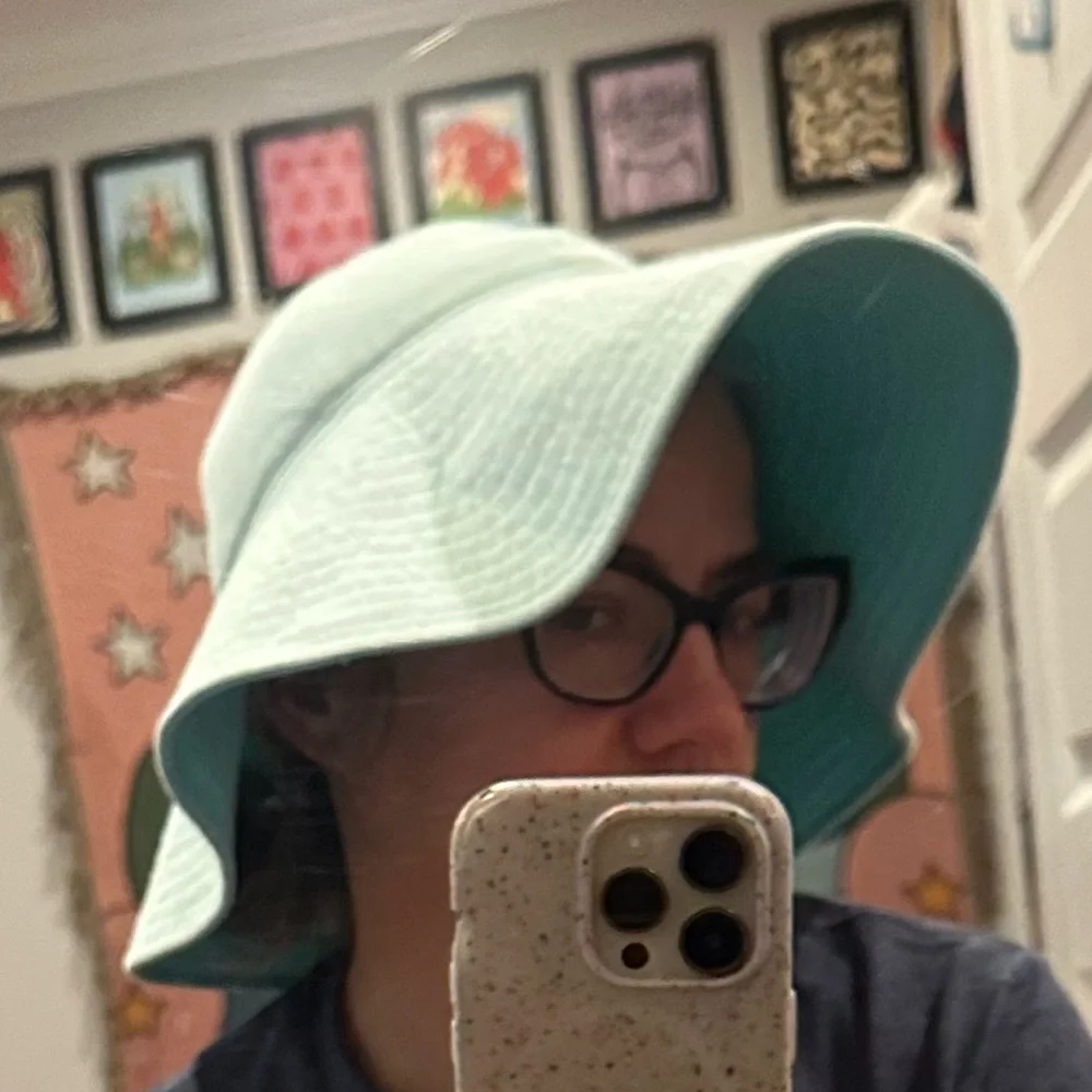 Lacoste Sky Blue/ aqua blue reversible Sun Hat - Picture 13 of 13